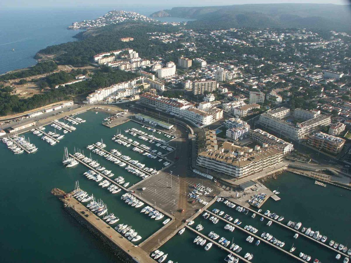 Puig Sureda - Apartamentos L' Escala Dış mekan fotoğraf